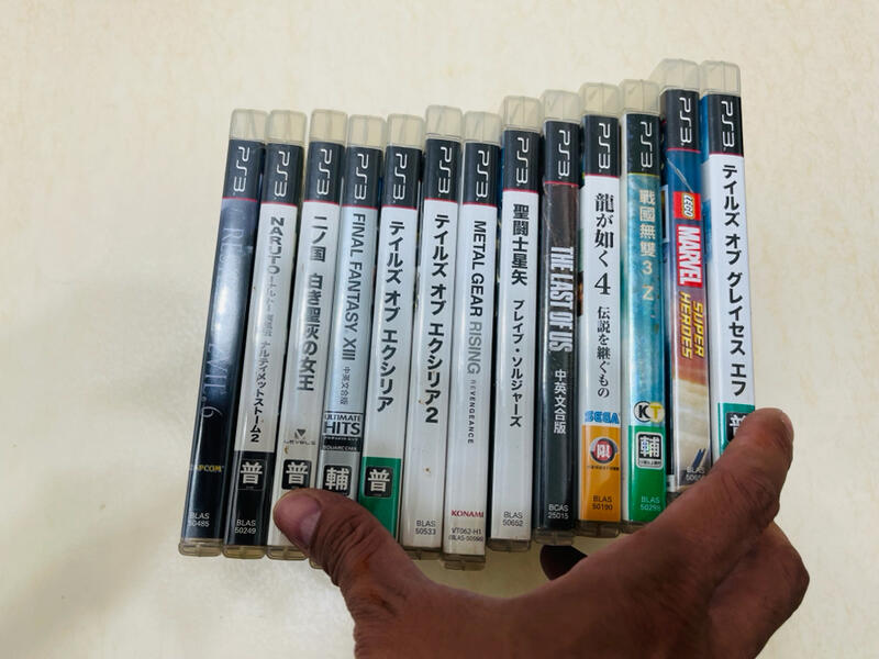 PS3 二手光碟13片合售 如龍4 戰國無雙3 Z 惡靈古堡6 最後生存者  聖鬥士星矢 等